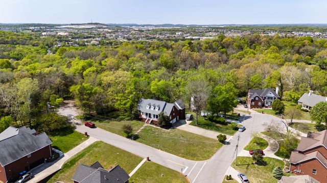 600 High Ridge Dr, Smyrna, TN 37167