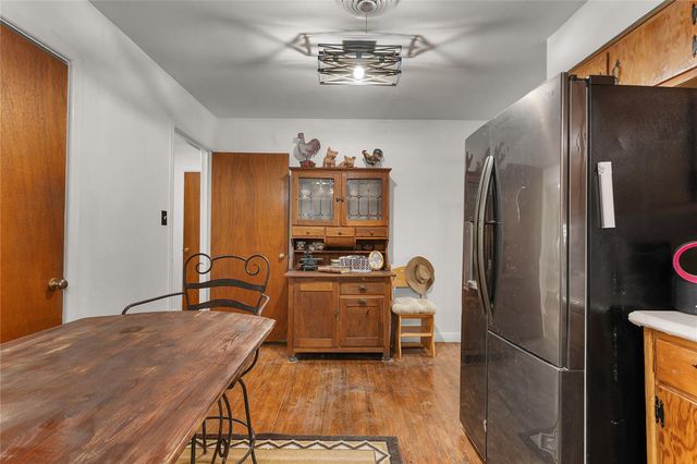 607 Gilmore ST, Taylor, TX 76574