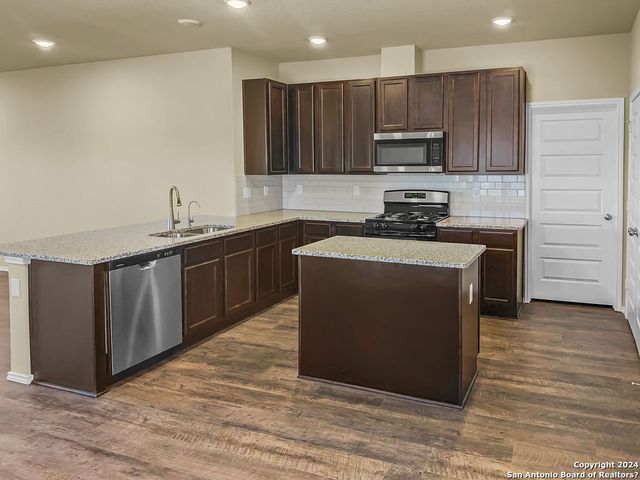 2616 GIDEON LN, New Braunfels, TX 78130