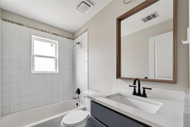 4106 White Street, Bacliff, TX 77518