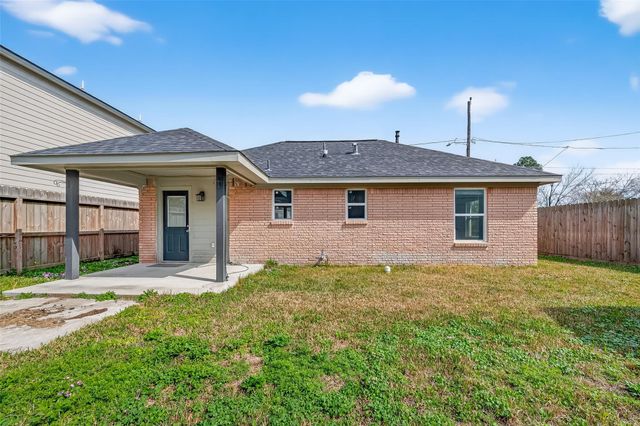 4106 White Street, Bacliff, TX 77518