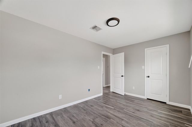 4106 White Street, Bacliff, TX 77518