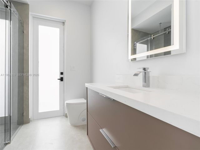 1709 SW 23rd St, Fort Lauderdale, FL 33315