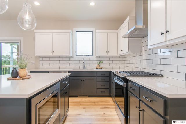 5417 N 205TH Street, Omaha, NE 68022