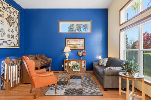 2794 Century Circle, Chanhassen, MN 55317