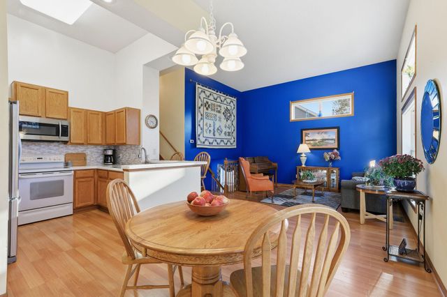 2794 Century Circle, Chanhassen, MN 55317