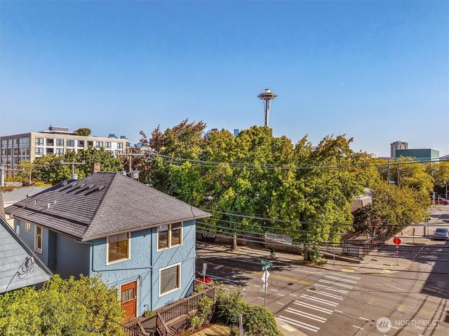 700 Warren Avenue N, Seattle, WA 98109