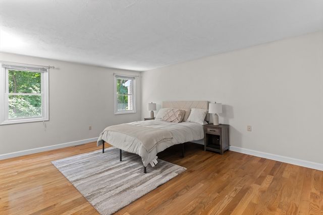 237 South St 43, Shrewsbury, MA 01545