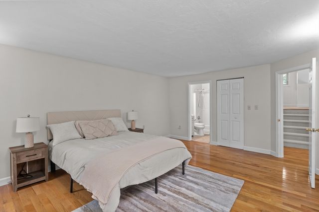 237 South St 43, Shrewsbury, MA 01545