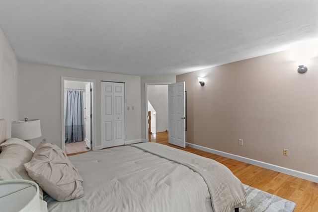 237 South St 43, Shrewsbury, MA 01545