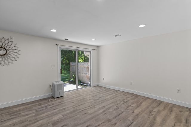 237 South St 43, Shrewsbury, MA 01545