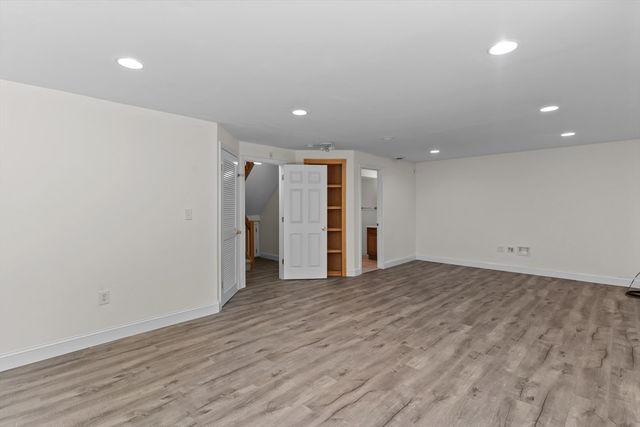 237 South St 43, Shrewsbury, MA 01545