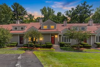 237 South St 43, Shrewsbury, MA 01545