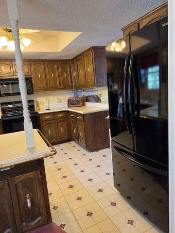 802 E Concord Drive, Plattsburg, MO 64477
