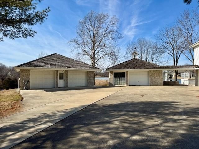 802 E Concord Drive, Plattsburg, MO 64477