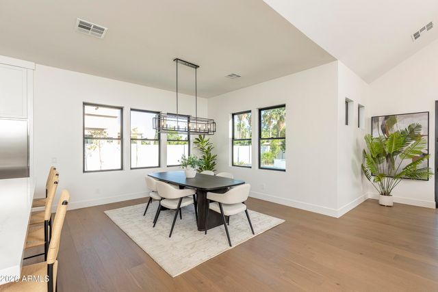 3017 E ROSEMONTE Drive, Phoenix, AZ 85050