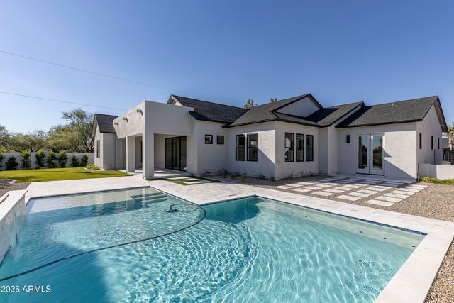 3017 E ROSEMONTE Drive, Phoenix, AZ 85050