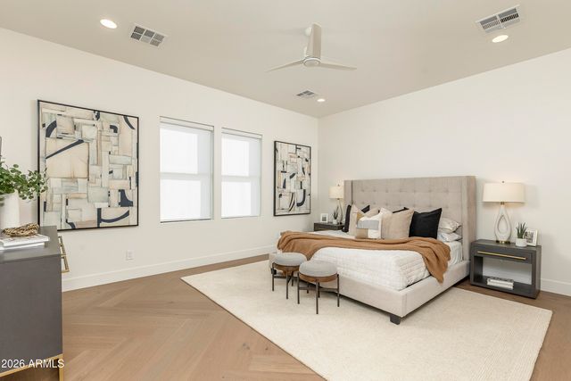 3017 E ROSEMONTE Drive, Phoenix, AZ 85050