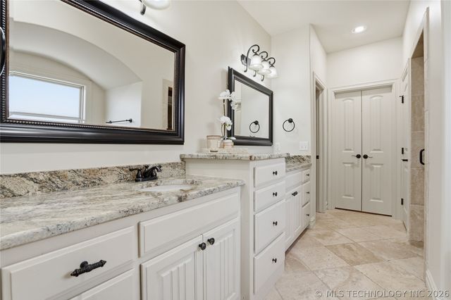 7406 E 83rd Place N, Owasso, OK 74055