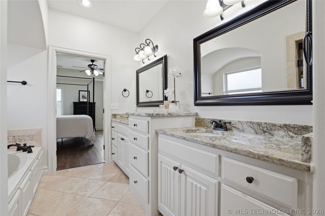 7406 E 83rd Place N, Owasso, OK 74055