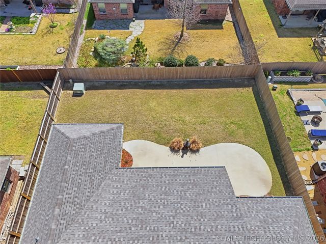 7406 E 83rd Place N, Owasso, OK 74055