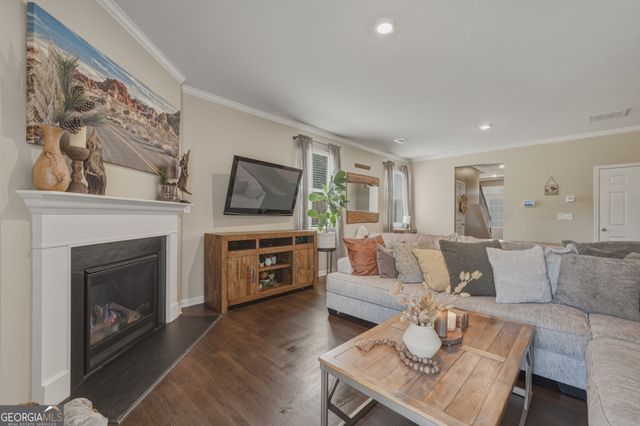 5821 Turnstone Trail, Flowery Branch, GA 30542