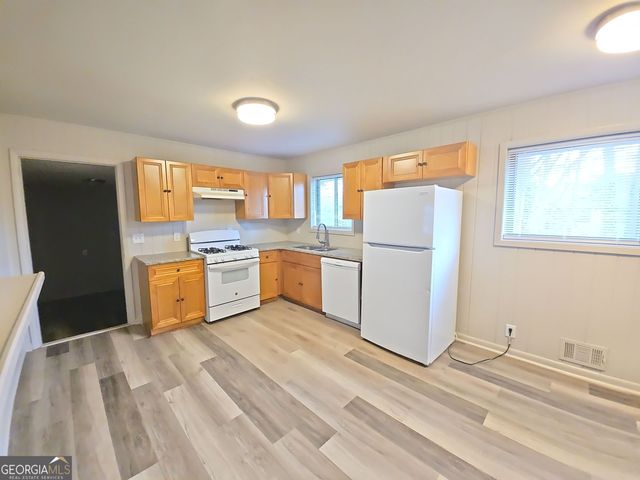 1632 Jolly Green Court, Conley, GA 30288