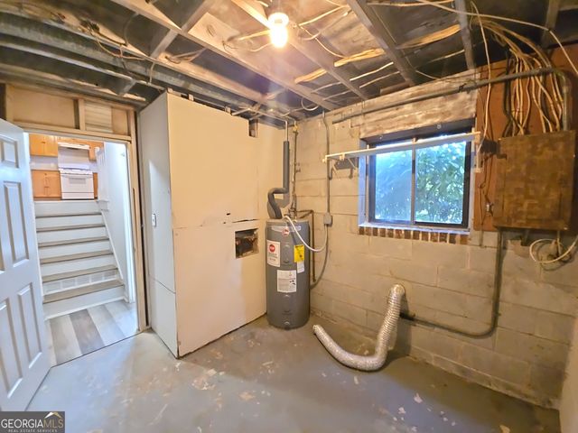 1632 Jolly Green Court, Conley, GA 30288