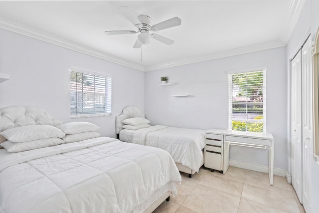 10098 Ramblewood Drive, Coral Springs, FL 33071