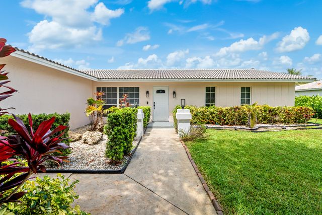 10098 Ramblewood Drive, Coral Springs, FL 33071