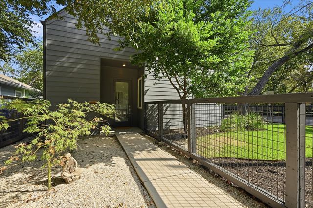 510 El Paso ST A, Austin, TX 78704