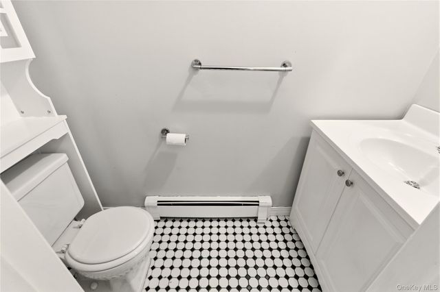 125 Broadway, Greenlawn, NY 11740