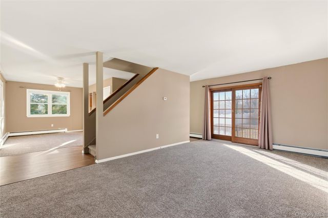 125 Broadway, Greenlawn, NY 11740