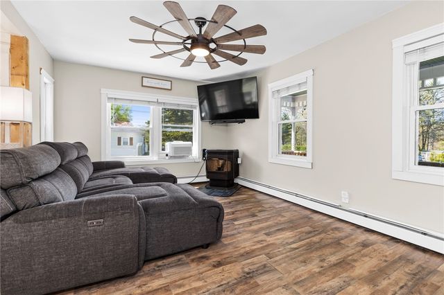 117 Station Street, Coventry, RI 02816