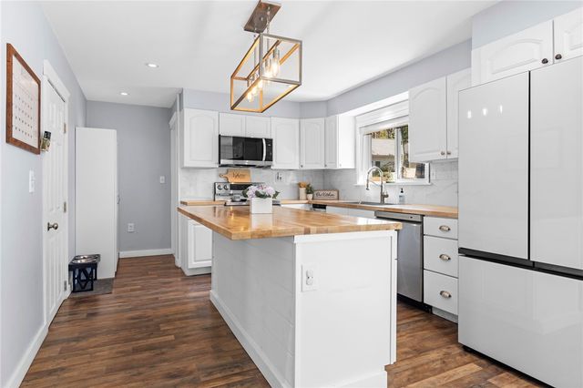 117 Station Street, Coventry, RI 02816