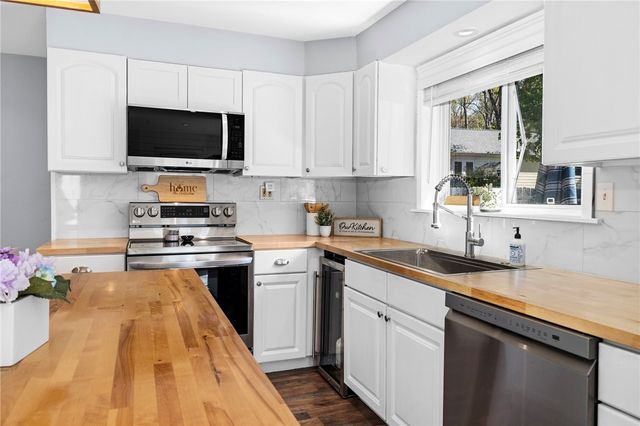 117 Station Street, Coventry, RI 02816