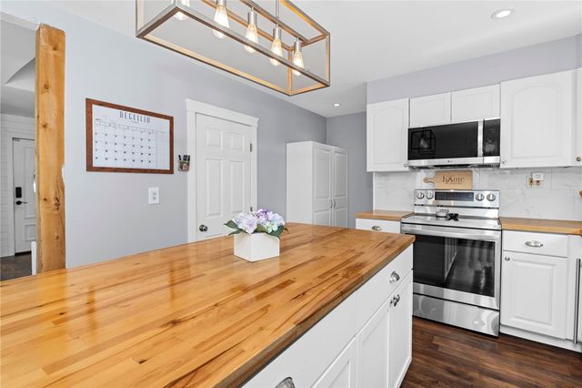 117 Station Street, Coventry, RI 02816