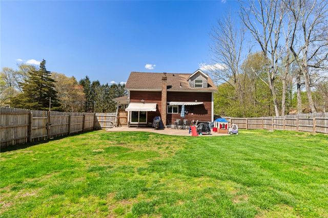 117 Station Street, Coventry, RI 02816