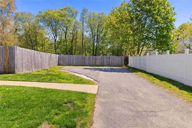 117 Station Street, Coventry, RI 02816