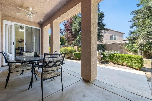 8697 N Talladega Way, Fresno, CA 93720