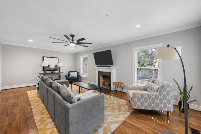 1500 S 10th Street, Waco, TX 76706