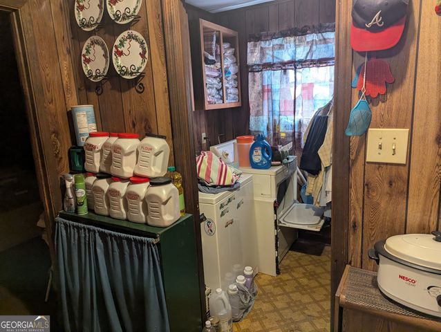 192 Pine Street NE, Fairburn, GA 30213