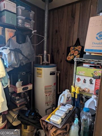 192 Pine Street NE, Fairburn, GA 30213