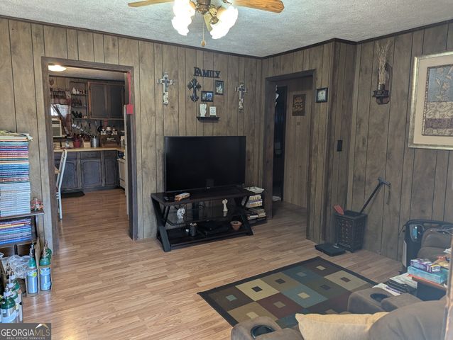 192 Pine Street NE, Fairburn, GA 30213