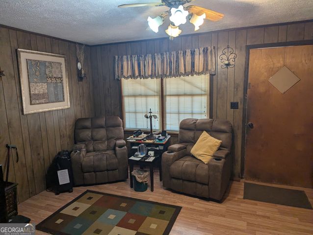 192 Pine Street NE, Fairburn, GA 30213