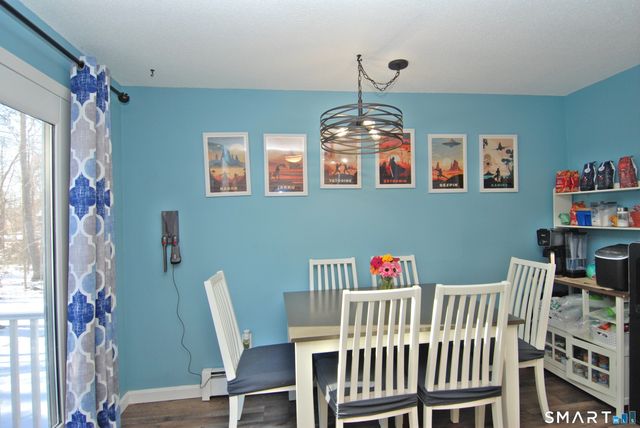 321 Greens Loop 321, Cheshire, CT 06410