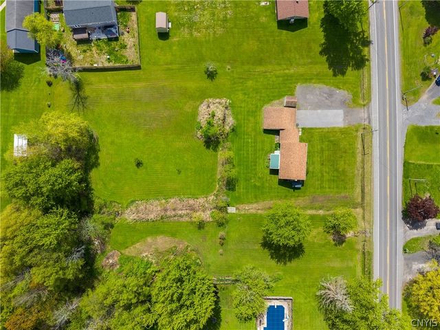 1456 County Route 57, Volney, NY 13069
