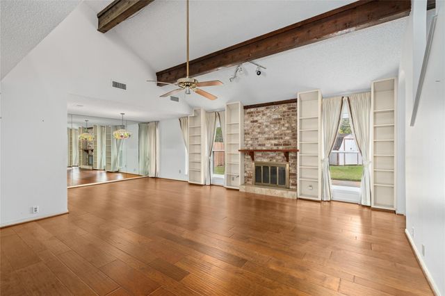 3819 Ridgeview Drive, Missouri City, TX 77459