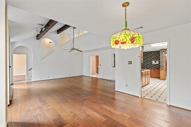 3819 Ridgeview Drive, Missouri City, TX 77459