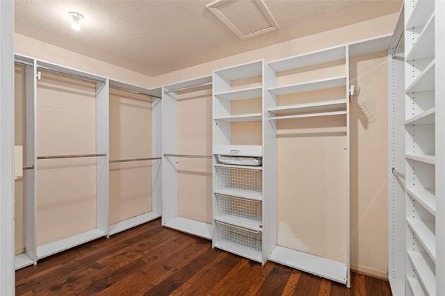 3819 Ridgeview Drive, Missouri City, TX 77459